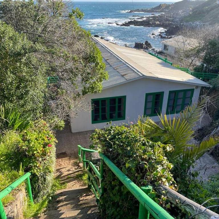 Primera Vista, increíble casa frente al mar - Two-Bedroom House - 12