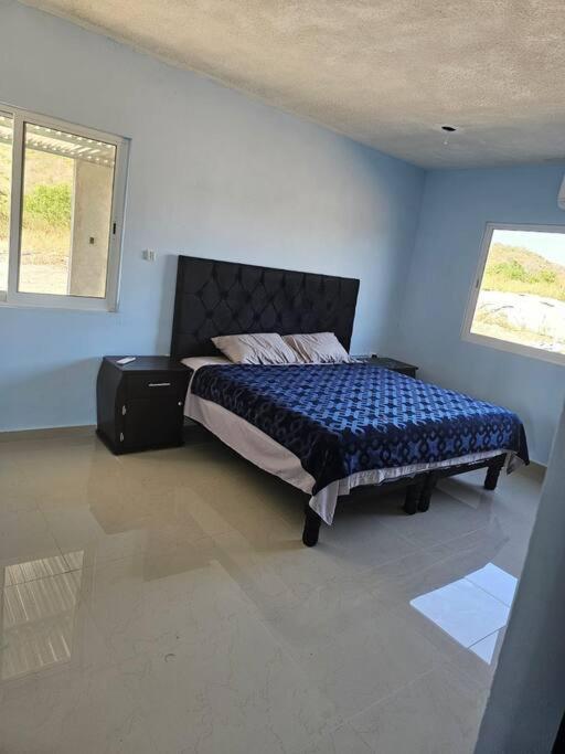 Hermosa casa vacacional - Three-Bedroom House - 6