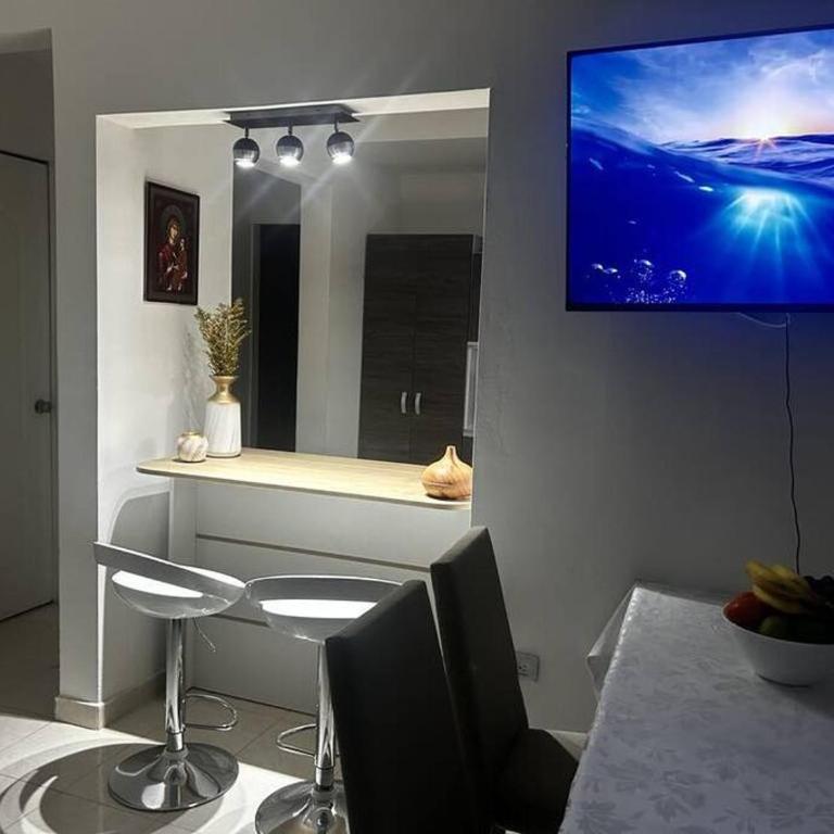 Newly renovated & fully furnished - Apartamento de 2 dormitorios - 6