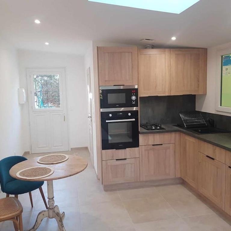 Logement indépendant à Fréjus - Appartement 1 Chambre - 2