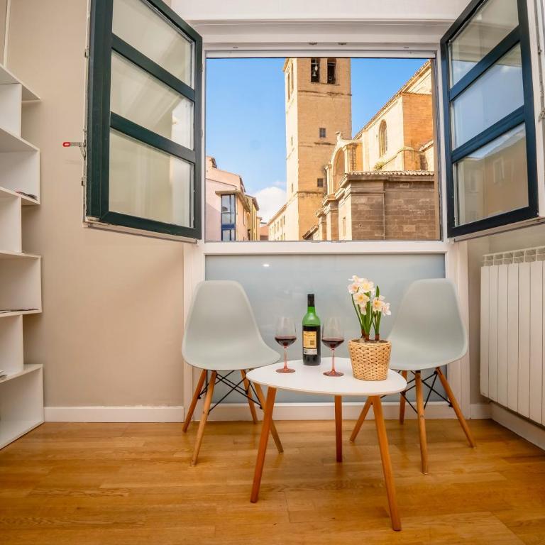 Santiago Tower Aire Ac casco antiguo By Apartamentos Logrono - Apartamento de 1 dormitorio - 44