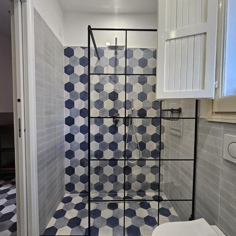 Stylish Home Catania Centre - Two-Bedroom Deluxe Apartment - 19