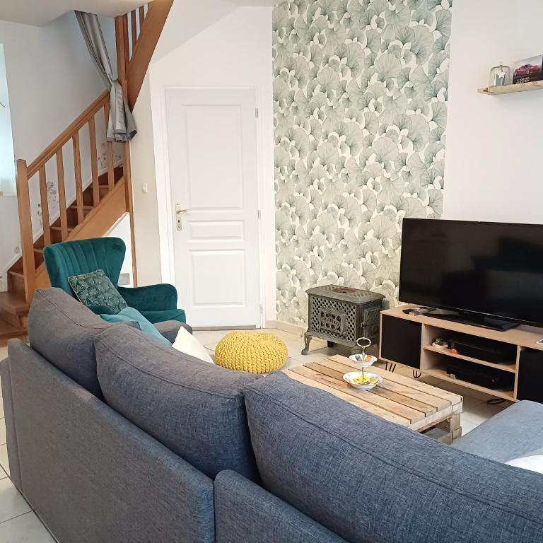 L'artistique, Maison pour 5 personnes, 2 chambres, stationnement gratuit, spacieux, atypique - Casa Unifamiliar de 2 dormitorios - 10