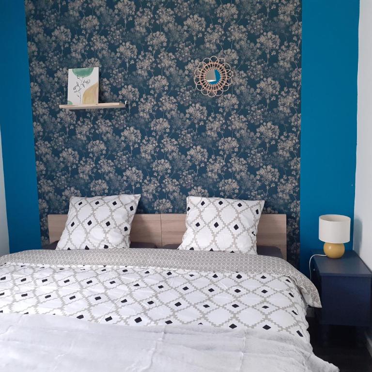 L'artistique, Maison pour 5 personnes, 2 chambres, stationnement gratuit, spacieux, atypique - Casa Unifamiliar de 2 dormitorios - 8
