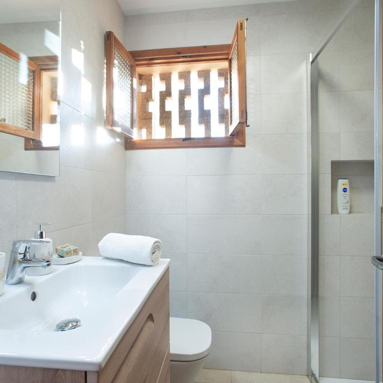 Owl Booking Villa Mariner - 5 Min Walk to the Beach - Villa - 36