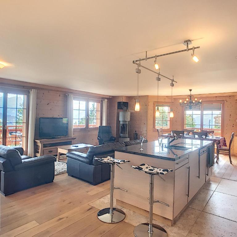 Vue, emplacement, standing, confort - Premium Apartment mit 3 Schlafzimmern und Balkon - 10
