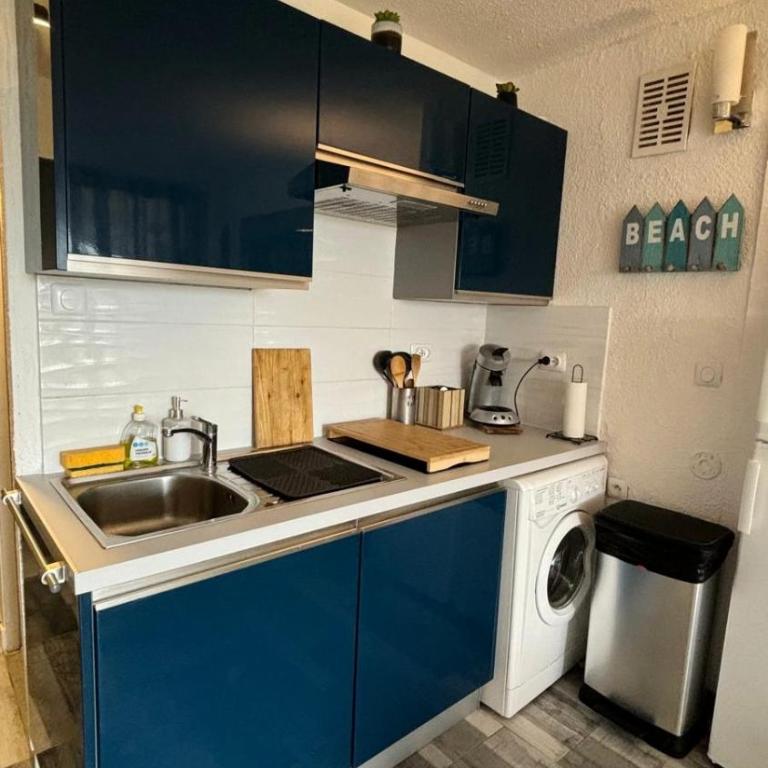 Belle vue mer, plage 90 m, parking, loggia, wifi. - Apartment mit 1 Schlafzimmer - 12