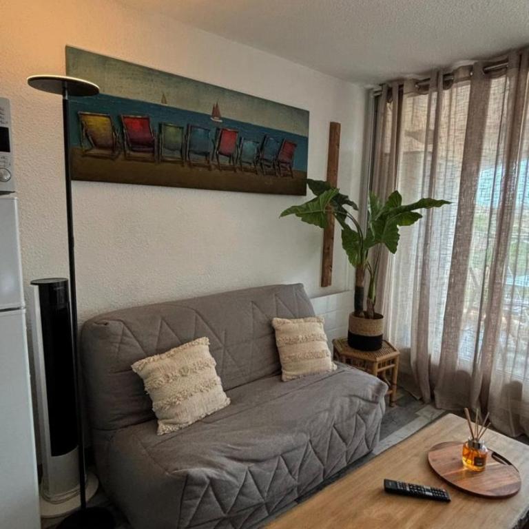 Belle vue mer, plage 90 m, parking, loggia, wifi. - Apartment mit 1 Schlafzimmer - 11