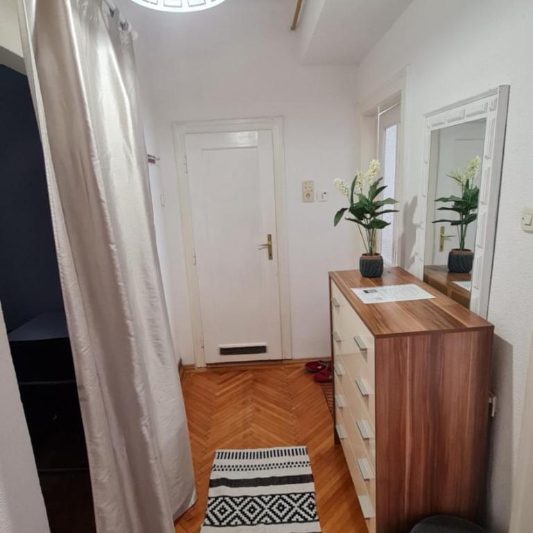 Apartment ELA - One-Bedroom Apartment - 4