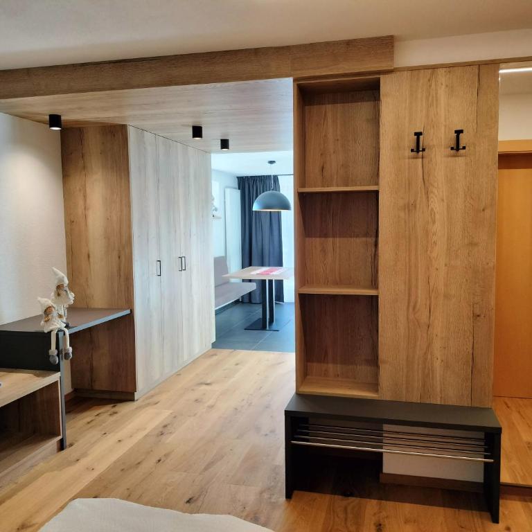 Ciüf de Munt - Estudio - 1