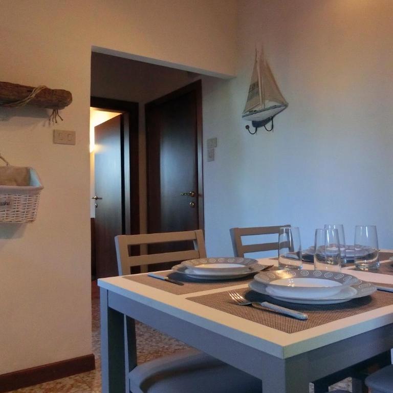 Luce Fantasia e TV 70p a 2 minuti dalla spiaggia - Appartement 1 Chambre - 12