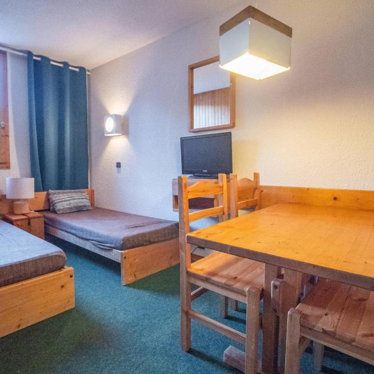 Studio confortable 4 pers, ski et commerces à proximité, animaux admis - Studio - 4