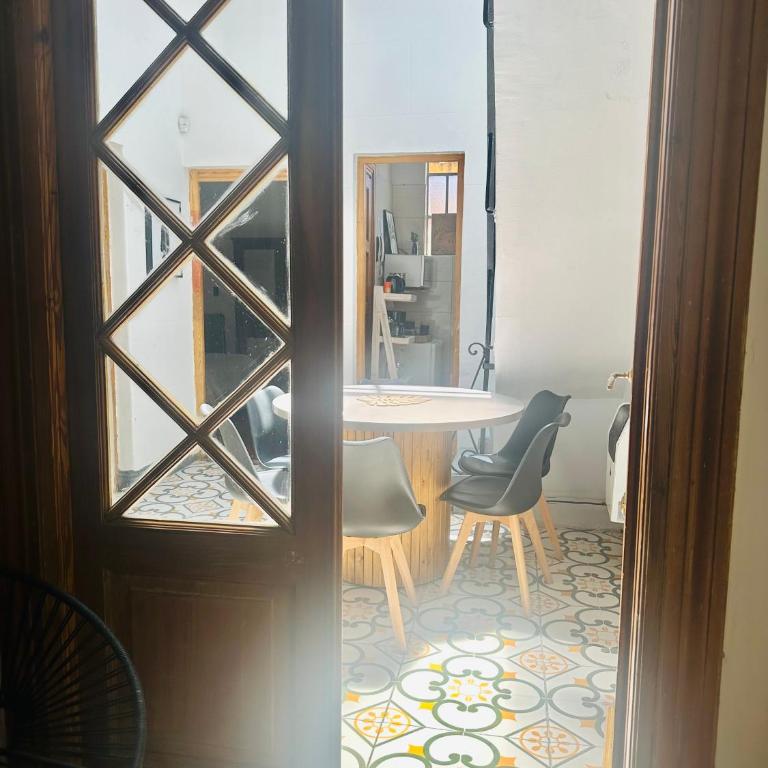 Duplex en Peatonal KM 0 de Mendoza - Inmejorable ubicación - Cochera incluída - Apartamento de 2 dormitorios - 7