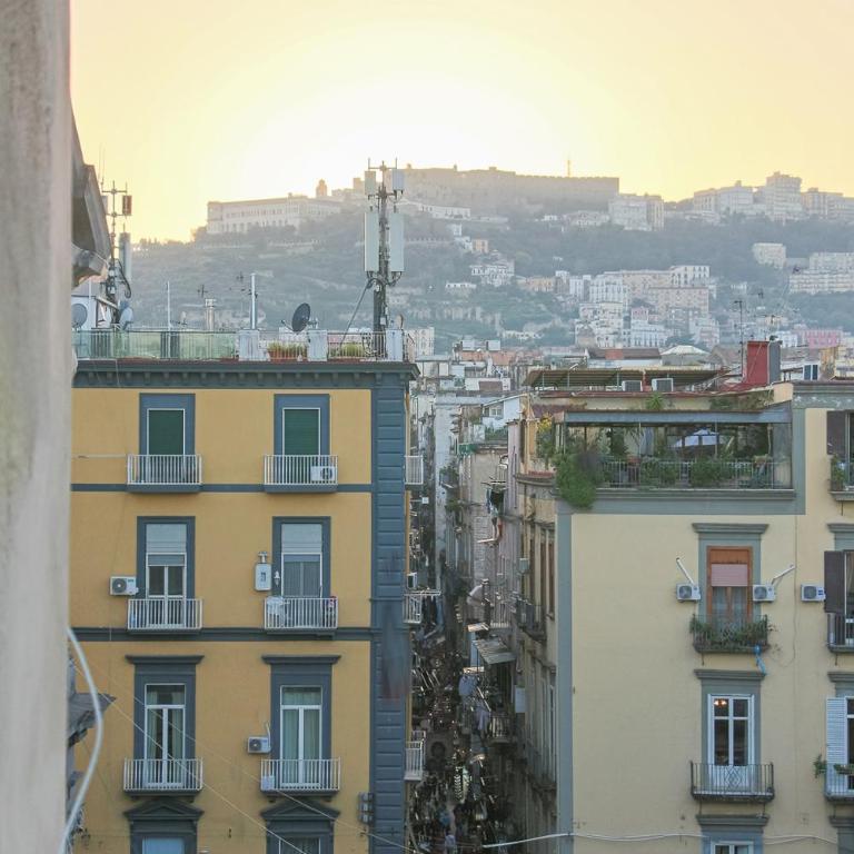 WANDERLUST SPACCANAPOLI Points Of View - Deluxe Double Room with Balcony - 5