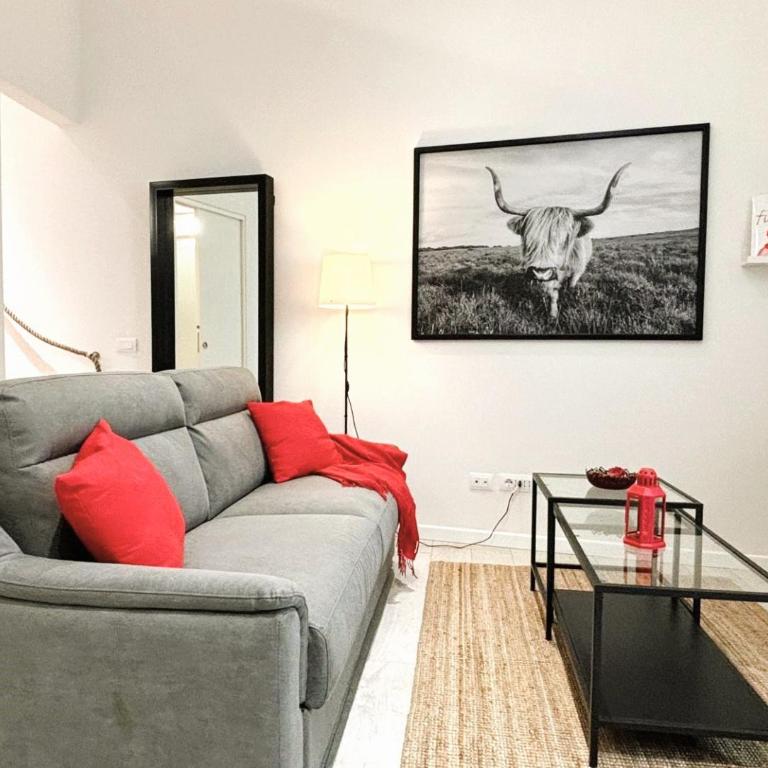 Red Lily Apartment - One-Bedroom Apartment - 2