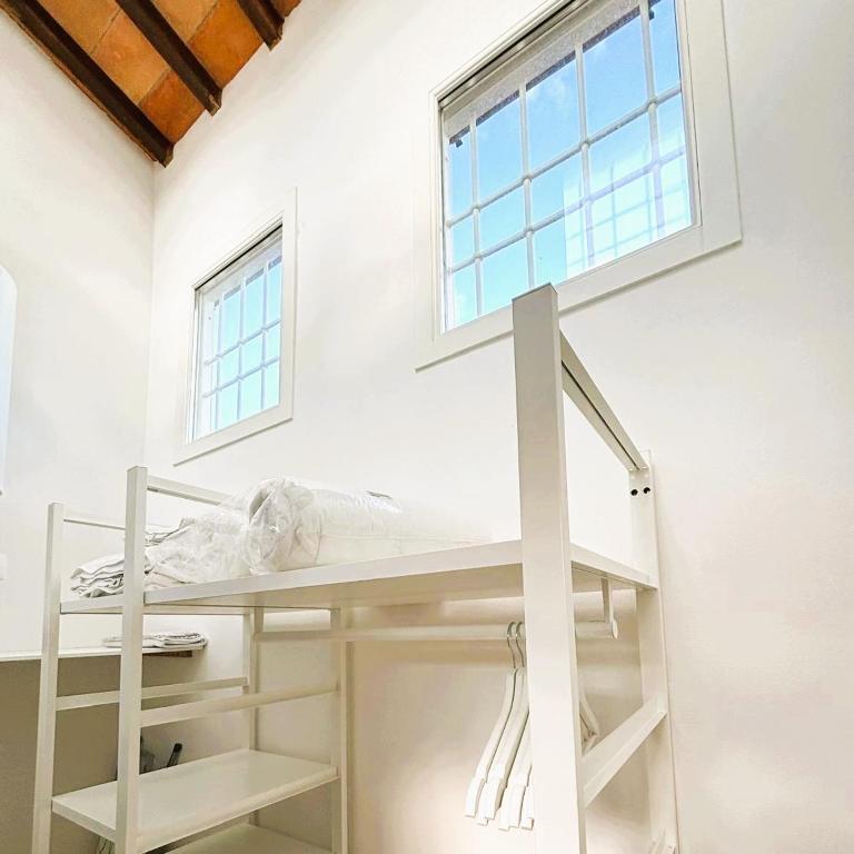 Red Lily Apartment - One-Bedroom Apartment - 29