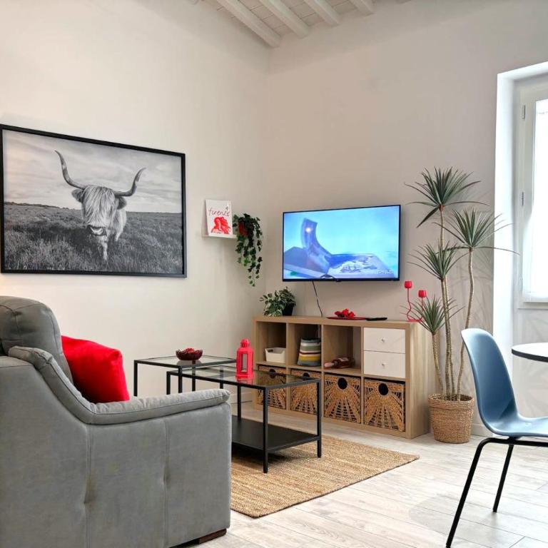 Red Lily Apartment - One-Bedroom Apartment - 1