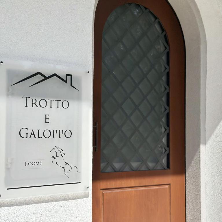 Trotto e Galoppo Rooms - Deluxe Double Room with Shower - 14