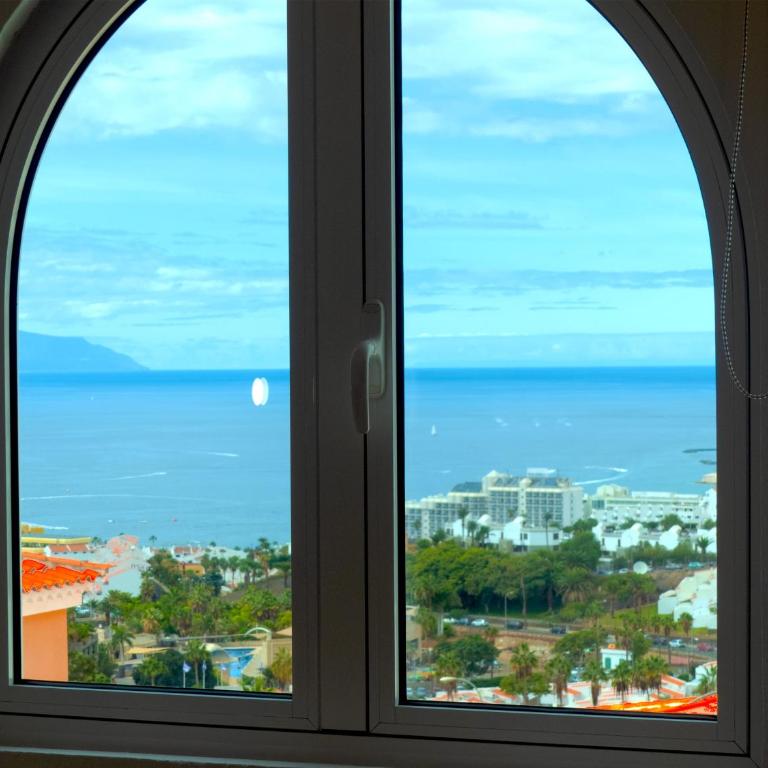 Ocean view apartment, Costa Adeje - One-Bedroom Apartment - 13