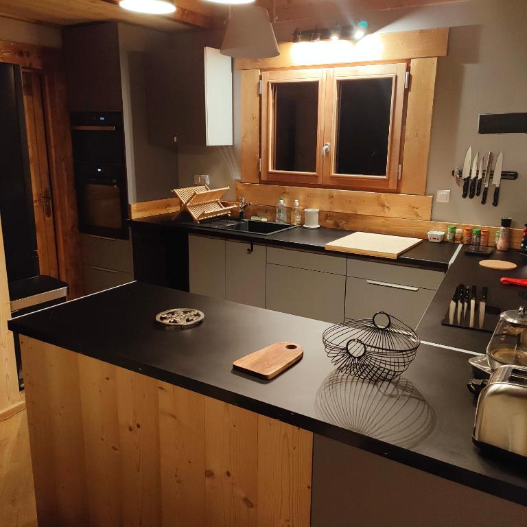 Chalet bois Vieux Cerf 12 pers proche Centre Ville - Chalet - 6