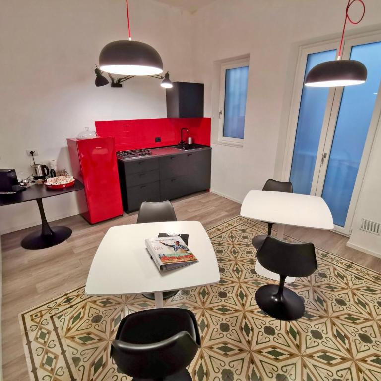 L'Officina - Appartamento con 2 Camere da Letto e Balcone - 3