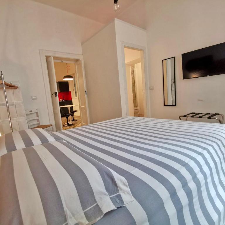 L'Officina - Appartamento con 2 Camere da Letto e Balcone - 10