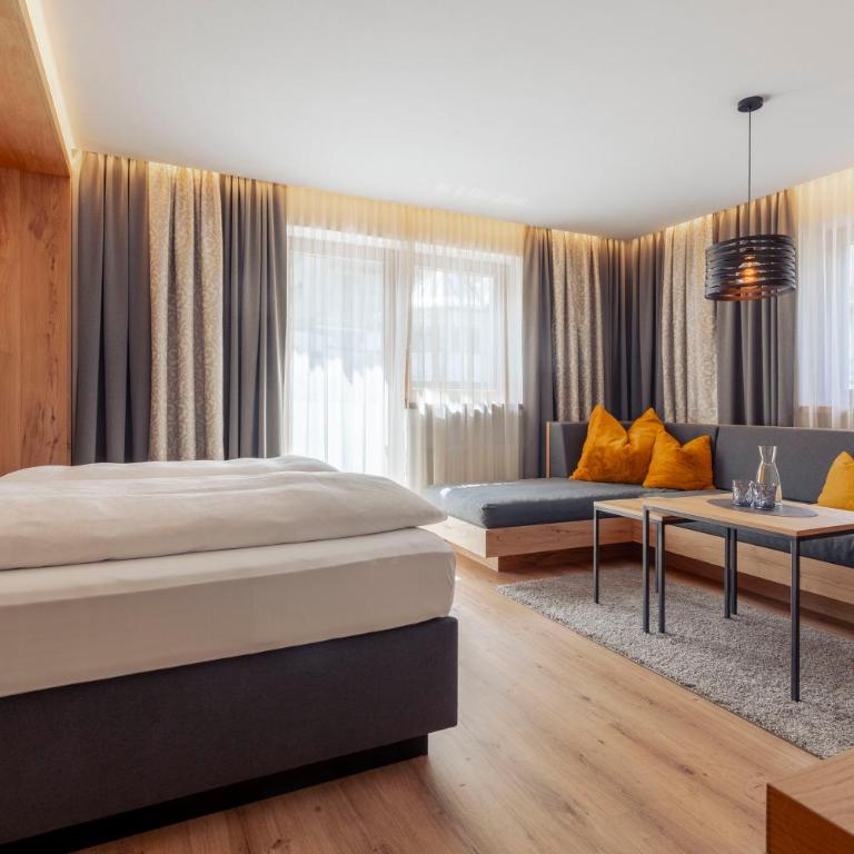 Hotel Mondin - Deluxe Doppelzimmer mit Zustellbett - 3