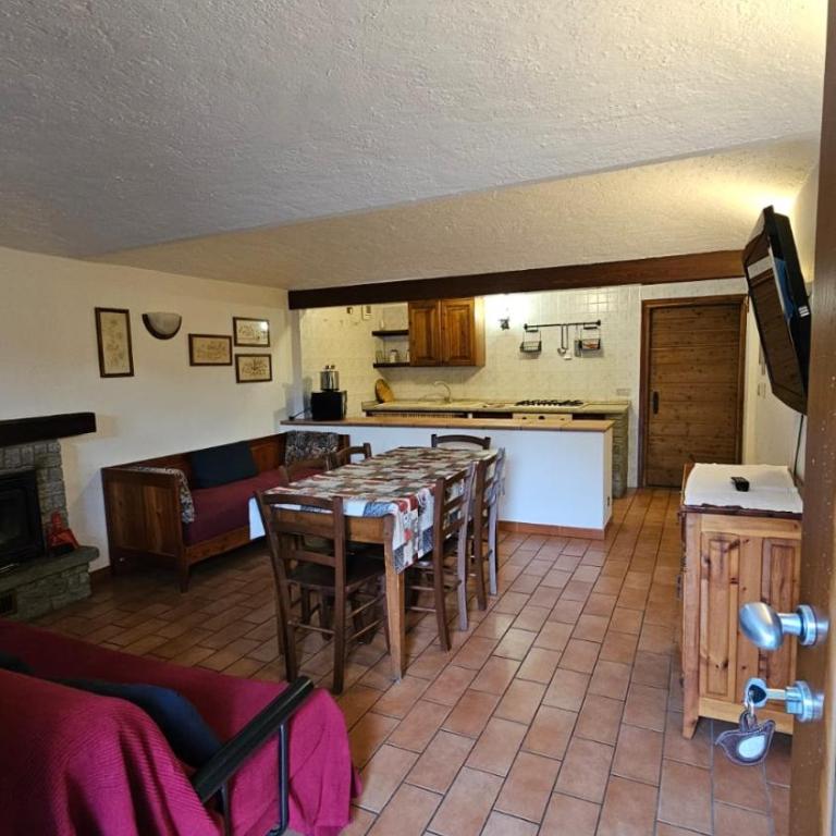 Masy en Pierre- Maisons de Charme- Caratteristico Appartamento con tre camere e due bagni - Appartamento con 3 Camere da Letto - 25