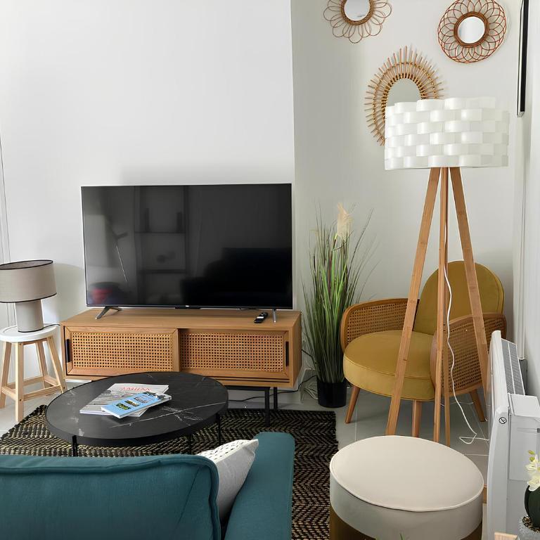 Dewailly, 2 chambres, 3 lits, élégant, 700m centre ville - Apartamento de 2 dormitorios - 20