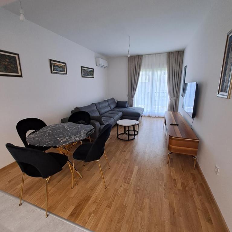 Apartman Podgorica Vlado 1 - Apartman sa 2 Spavaće Sobe - 1