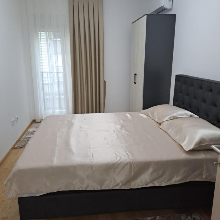 Apartman Podgorica Vlado 1 - Apartman sa 2 Spavaće Sobe - 11