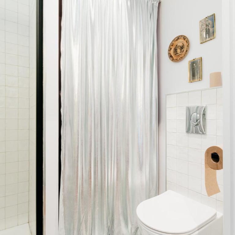 Chez Lucie COZY RBNB - One-Bedroom Apartment - 18