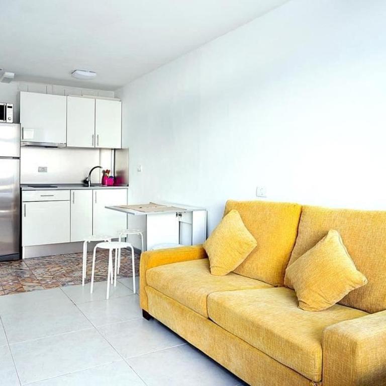 Estudio completo piscina y playa en Candelaria Tenerife - Studio with Sea View - 15