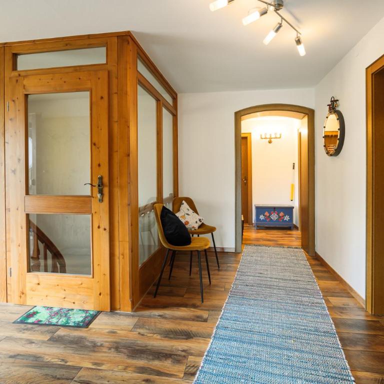 Ferienwohnungen im Griachalgarten - Chiemgau Karte - Apartment mit Balkon - 2
