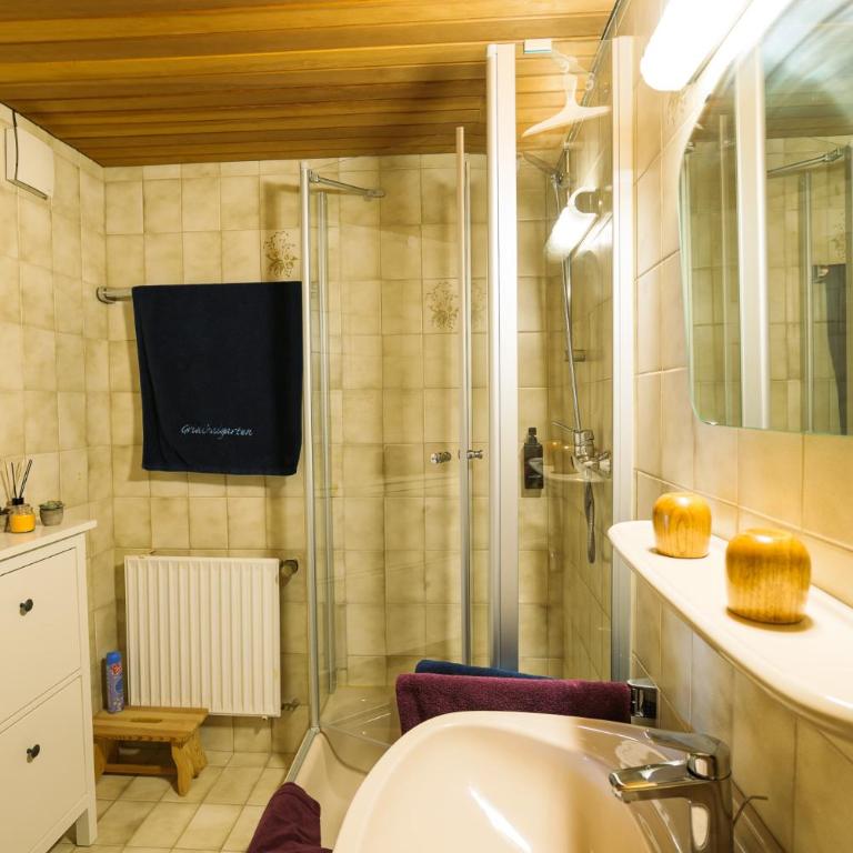 Ferienwohnungen im Griachalgarten - Chiemgau Karte - Apartment mit Balkon - 16
