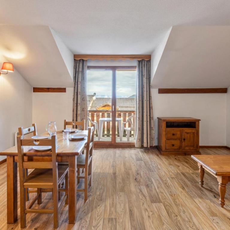 Résidence Les Hauts De Preclaux - Studio avec jolie vue sur la place des Orres 1800 MAE-8011 - Monolocale - 2