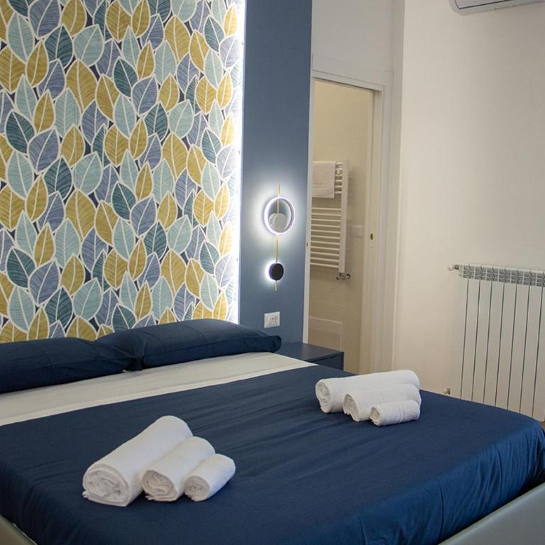 WANDERLUST SPACCANAPOLI Points Of View - Deluxe Double Room with Balcony and Sea View - 4
