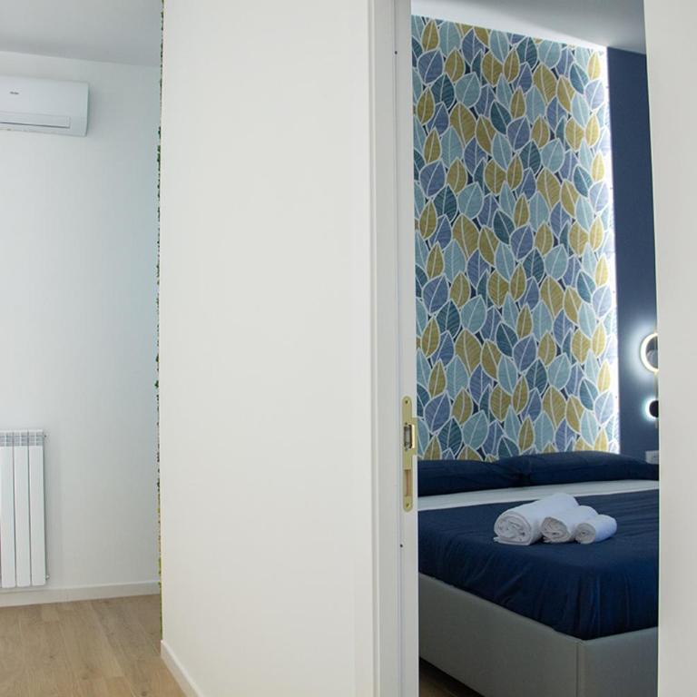 WANDERLUST SPACCANAPOLI Points Of View - Deluxe Double Room with Balcony and Sea View - 3