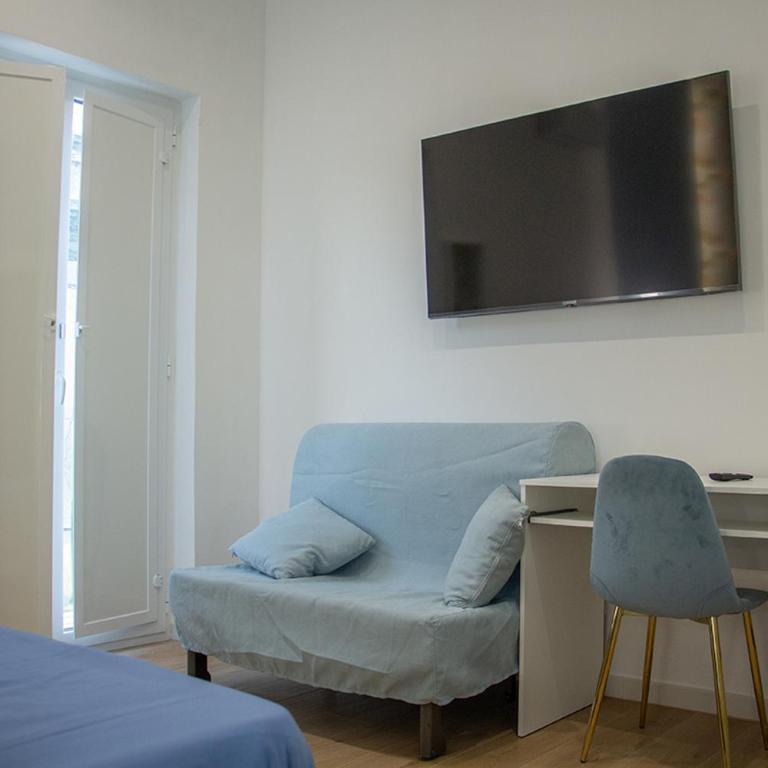 WANDERLUST SPACCANAPOLI Points Of View - Deluxe Double Room with Balcony - 13