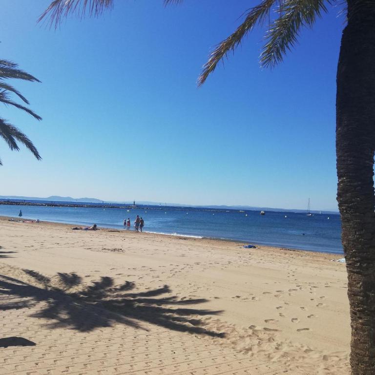 Apartamento Confortable en Roses, Playa a 20m, Terraza Amplia - ES-258-29 - Apartamento - 17
