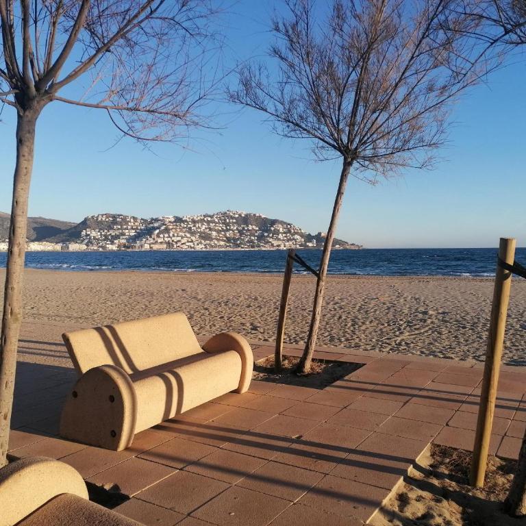 Apartamento Confortable en Roses, Playa a 20m, Terraza Amplia - ES-258-29 - Apartamento - 21