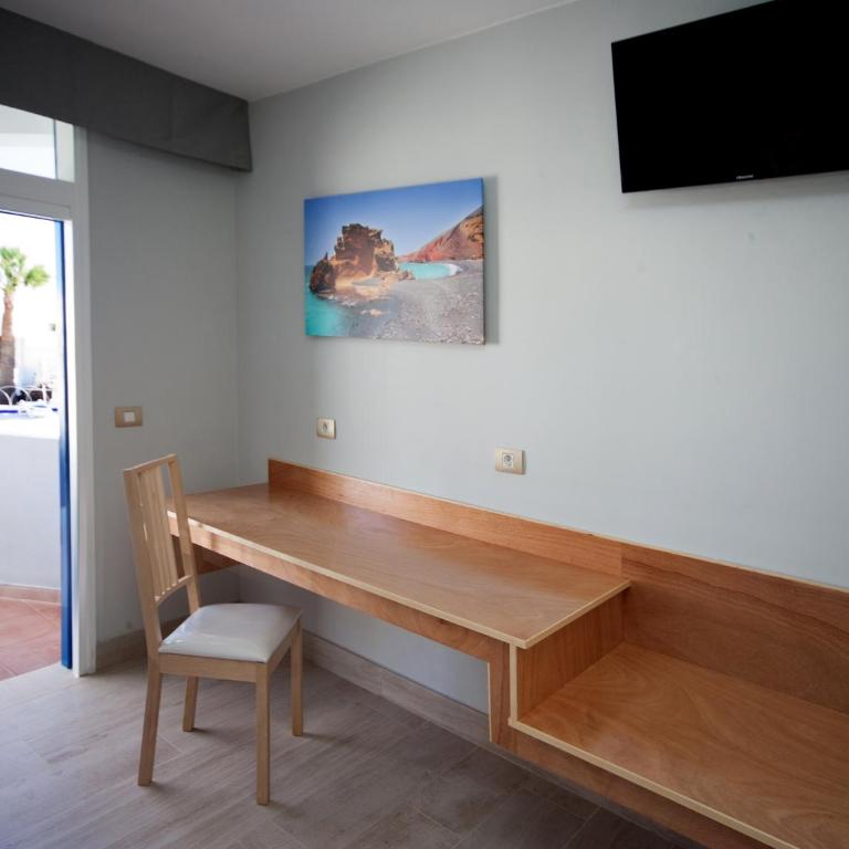 Apartamentos Panorama Adults Only - Estudio Deluxe con vistas a la piscina - 8