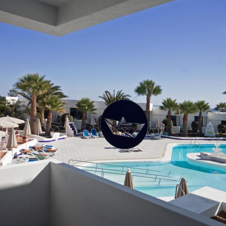 Apartamentos Panorama Adults Only - Estudio Deluxe con vistas a la piscina - 11