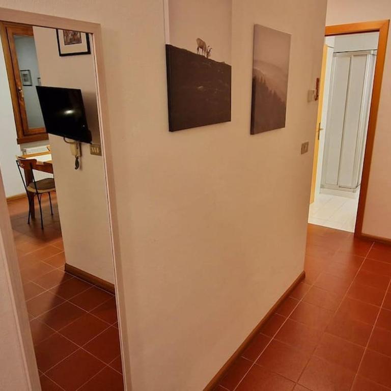 trilocale panorama val di fiemme - Appartamento con 2 Camere da Letto - 10