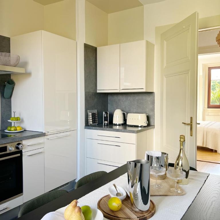 Montreux Riviera Suite Waterfront 3 Bedrooms Private Parking - Apartment mit 3 Schlafzimmern - 12