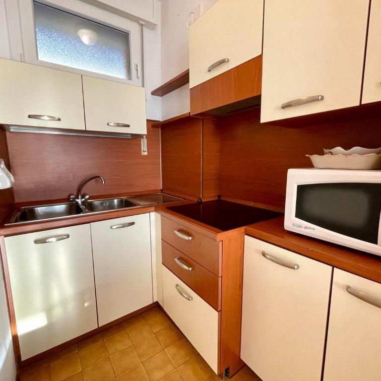 Cozy studio with balcony-Beahost - Monolocale - 3