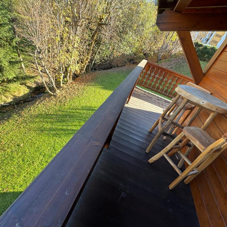 Duplex aux pieds des pistes à Rochebrune - Appartement - 52