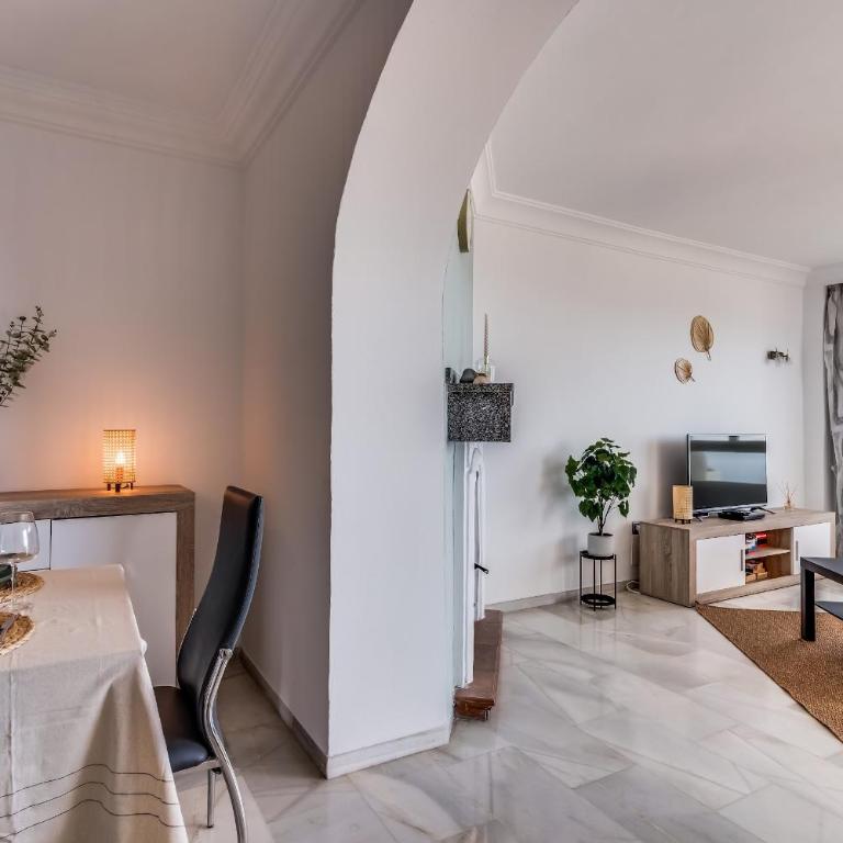 Ultimate Rentals - Appartement Mijas Met Geweldig Zeezicht - Apartamento de 2 dormitorios con terraza y vistas al mar - 21