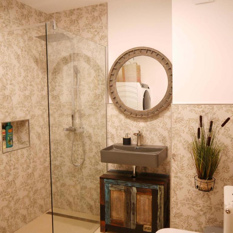 Casa Gibraltar - Apartamento de 2 dormitorios con balcón - 11