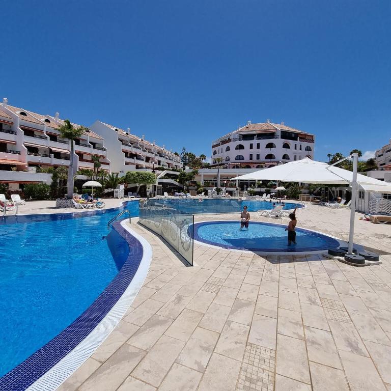 Ground floor apartment Casa Pico, Parque Santiago 1, heated pool, 100 m to sea and beach, wifi - Apartamento de 2 dormitorios - Frente al océano - 38